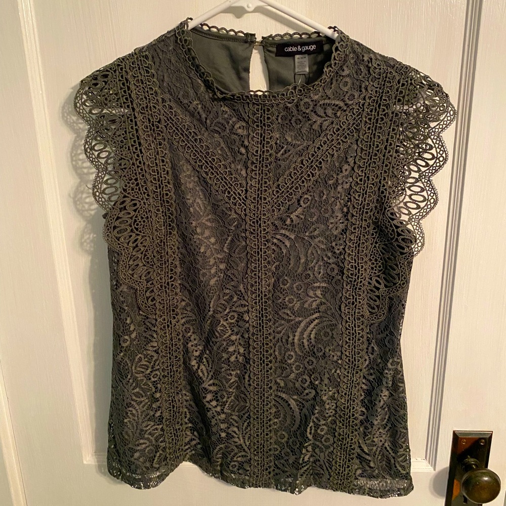 NWT Cable & Gage lace blouse